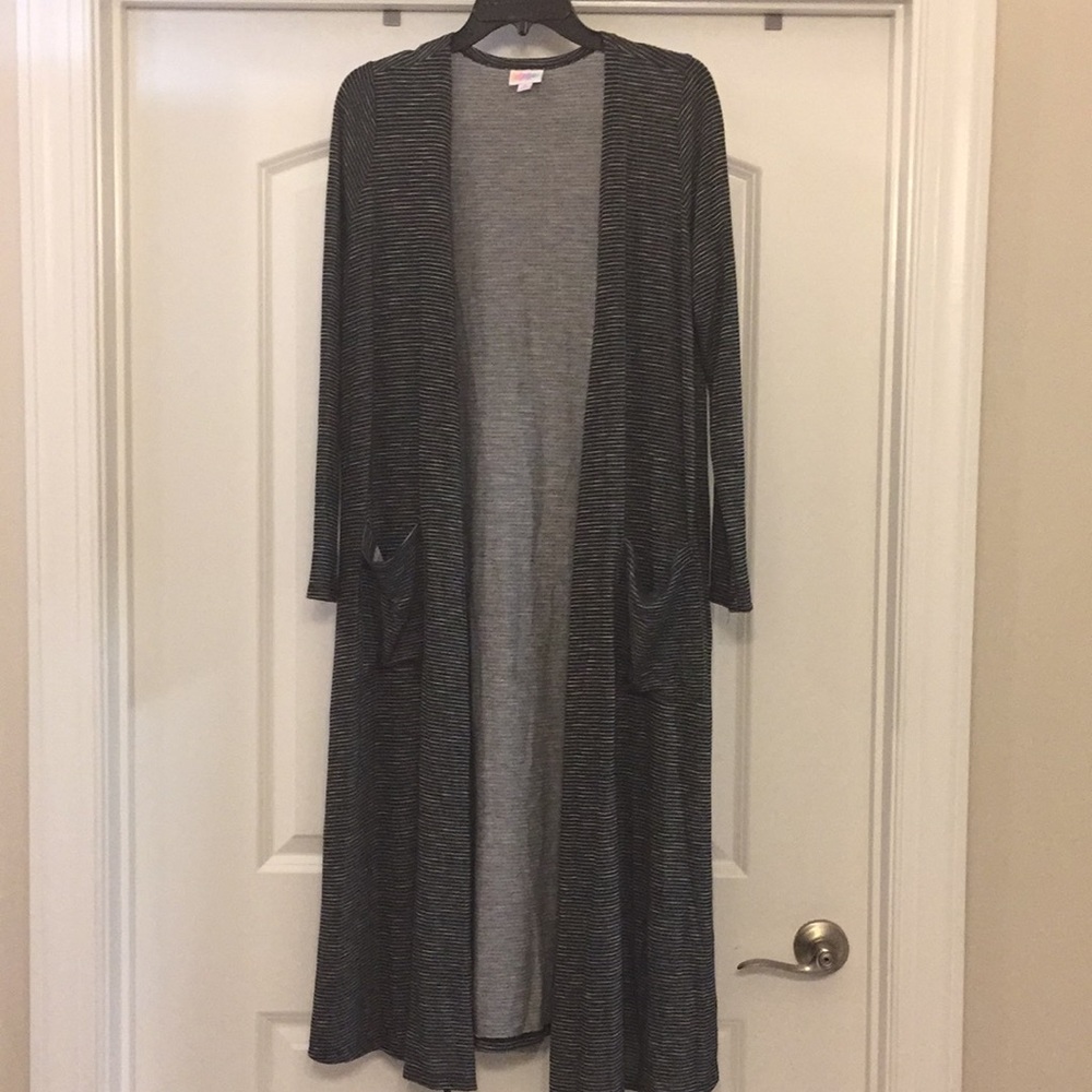 LuLaRoe Sarah Medium